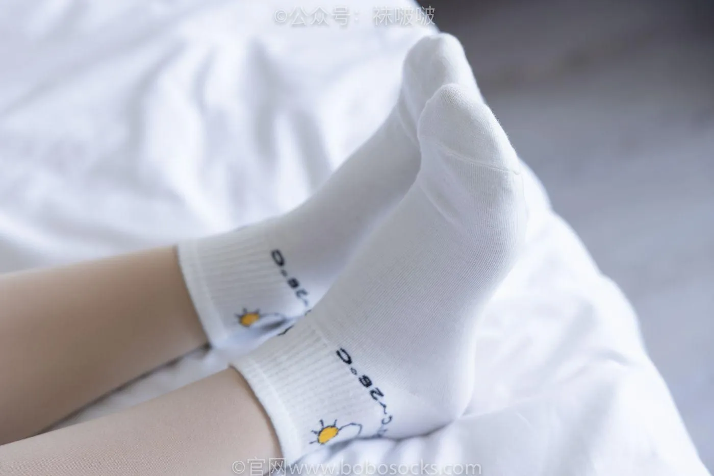 [BoBoSocks袜啵啵]NO.031 小奶熊-AJ板鞋、白棉袜、厚肉丝 [149P]插图8